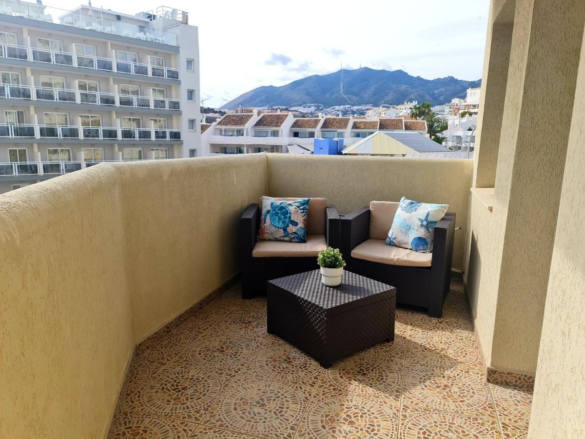Precioso Apartamento Con Piscinas Y Vistas Al Mar. Бенальмадена Экстерьер фото