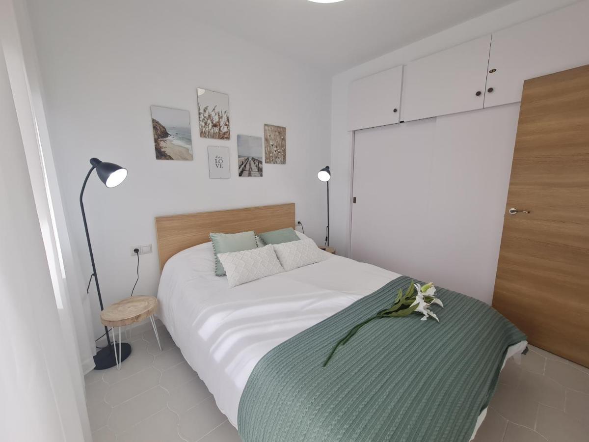 Precioso Apartamento Con Piscinas Y Vistas Al Mar. Бенальмадена Экстерьер фото
