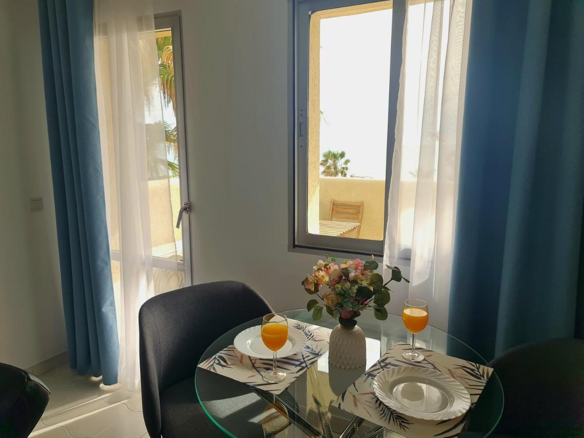 Precioso Apartamento Con Piscinas Y Vistas Al Mar. Бенальмадена Экстерьер фото