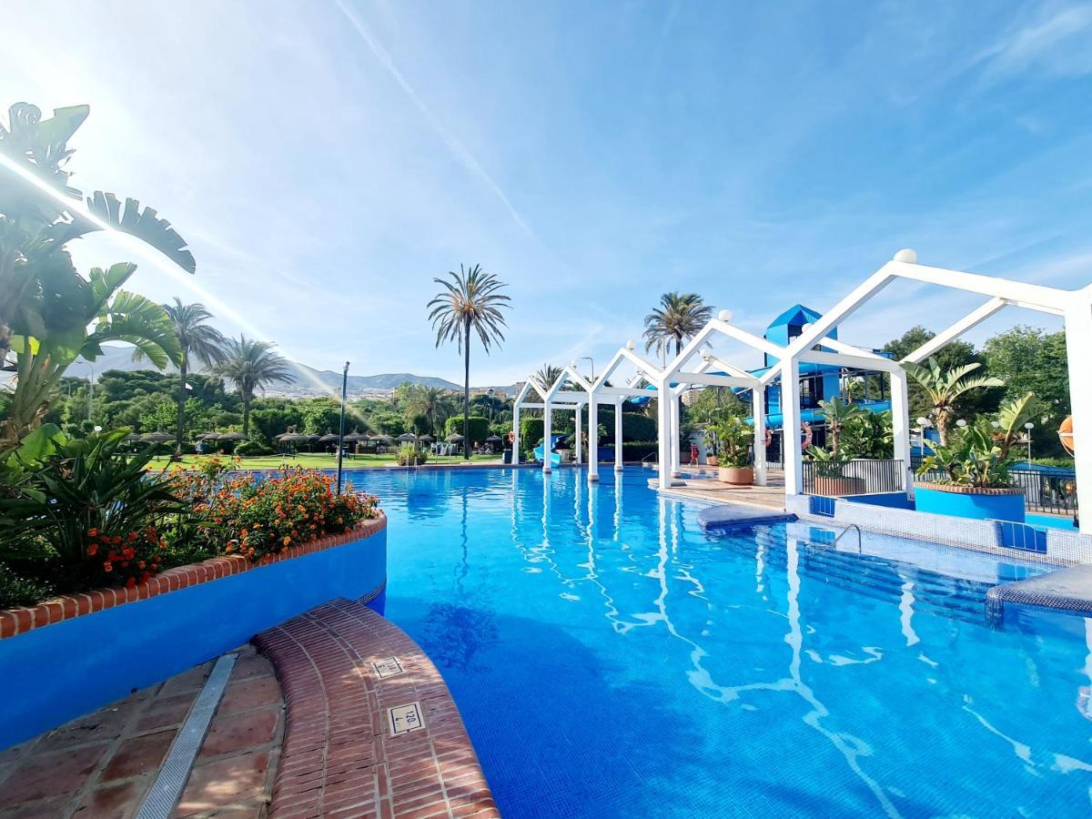Precioso Apartamento Con Piscinas Y Vistas Al Mar. Бенальмадена Экстерьер фото